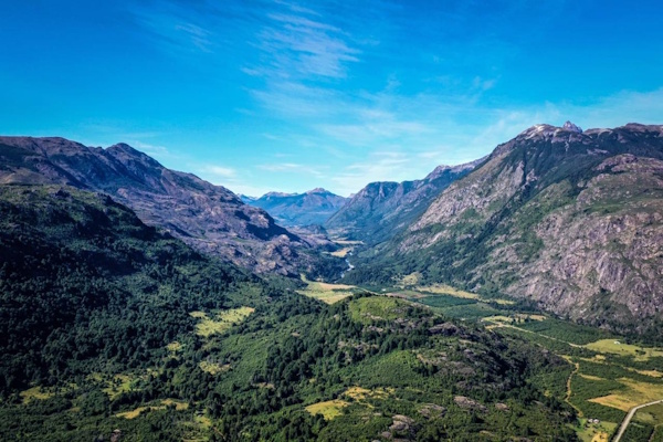Gobierno Regional activa agenda territorial para priorizar proyectos del Plan de Zonas Extremas en Palena y Cochamó